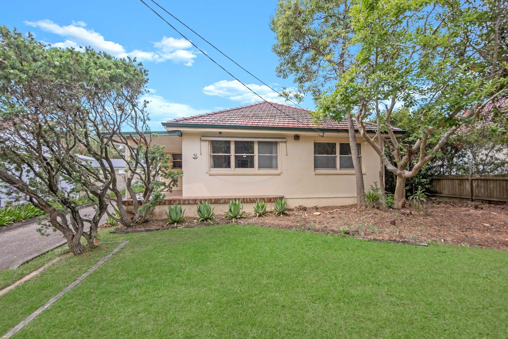4 bedrooms House in 51 Amor Street ASQUITH NSW, 2077