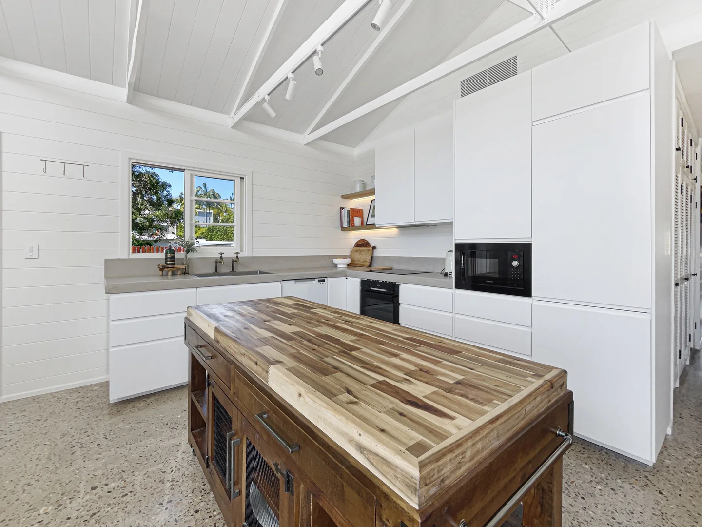 Additional image 11 of 38 Warana Street, Noosa Heads QLD 4567