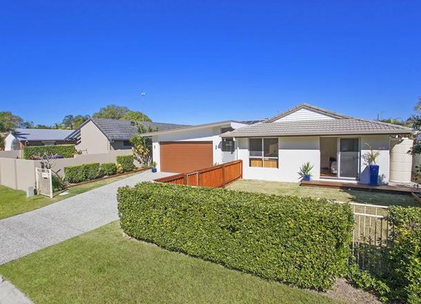 18 Bittern Avenue, Burleigh Waters QLD 4220