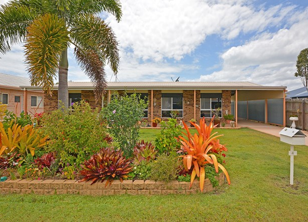 4 Lakeside Drive, Burrum Heads QLD 4659