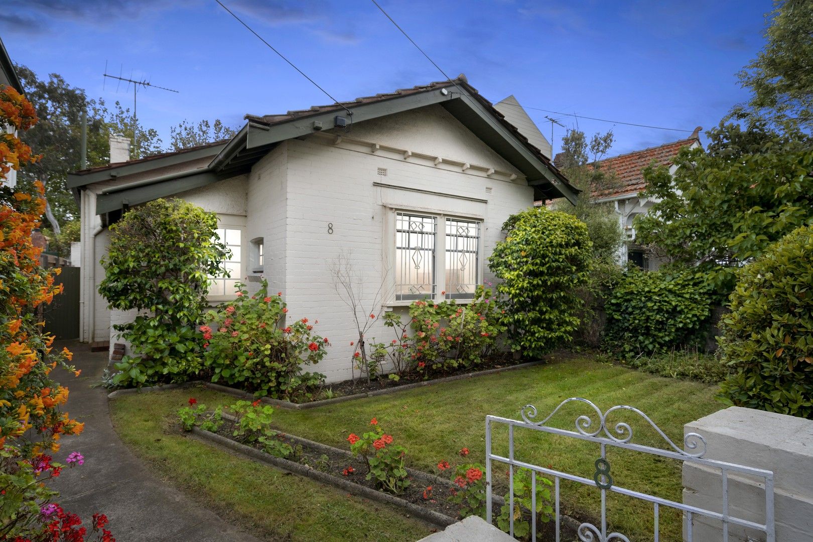 8 Thackeray Street, Elwood VIC 3184, Image 0