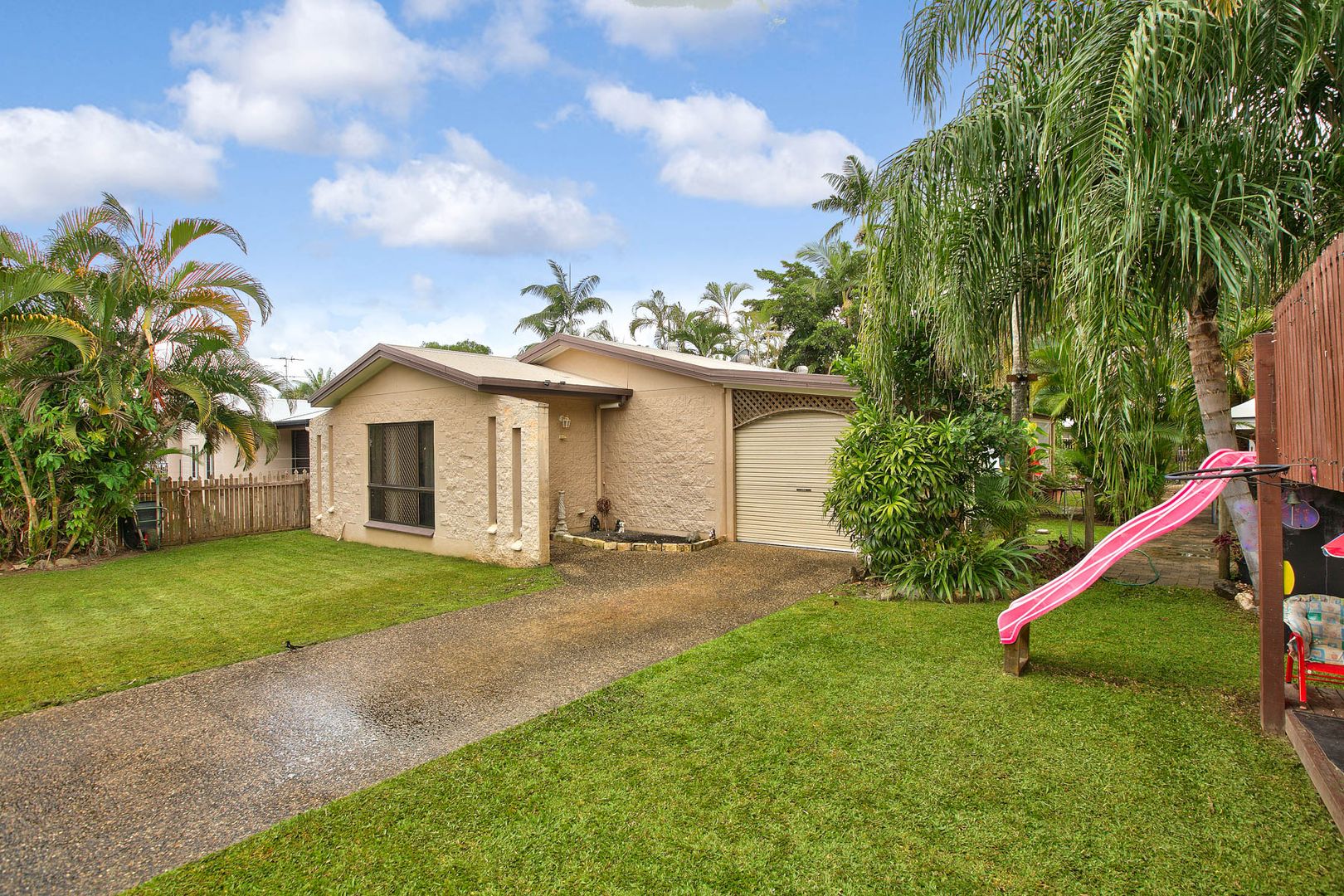 2 Vianen Close, Bentley Park QLD 4869, Image 2