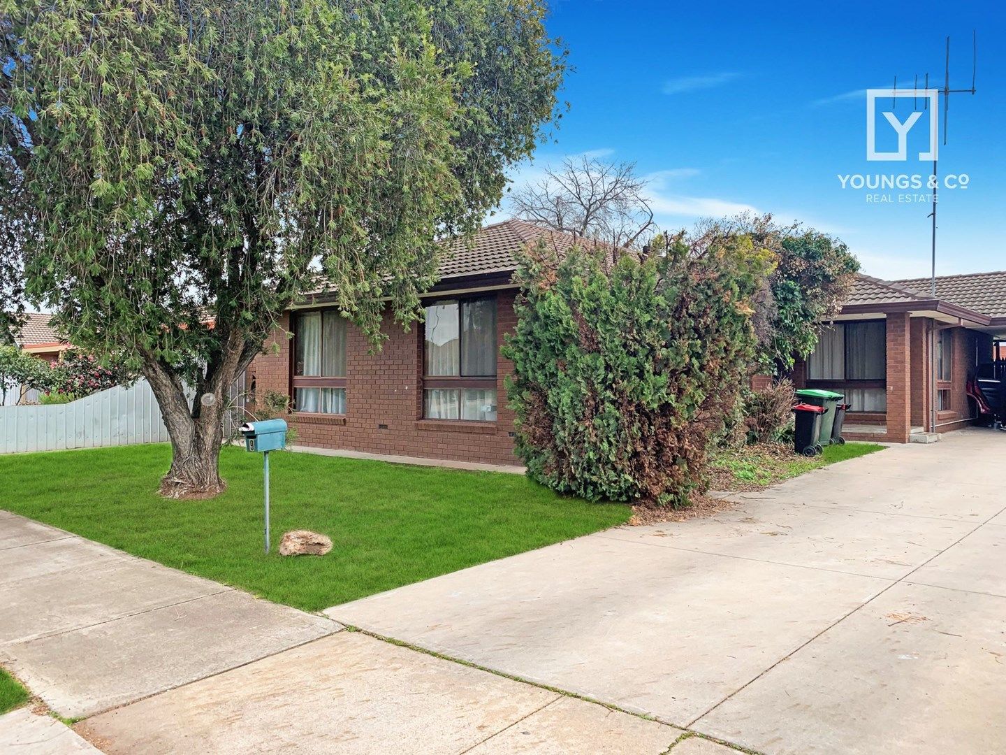 4 bedrooms House in 9 Dainton Street SHEPPARTON VIC, 3630