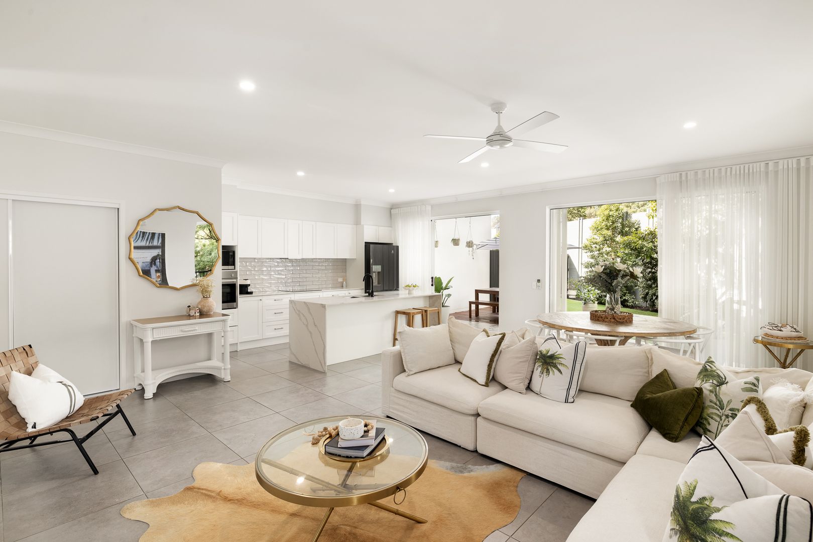 32/15 Rand Place, Bridgeman Downs QLD 4035, Image 2