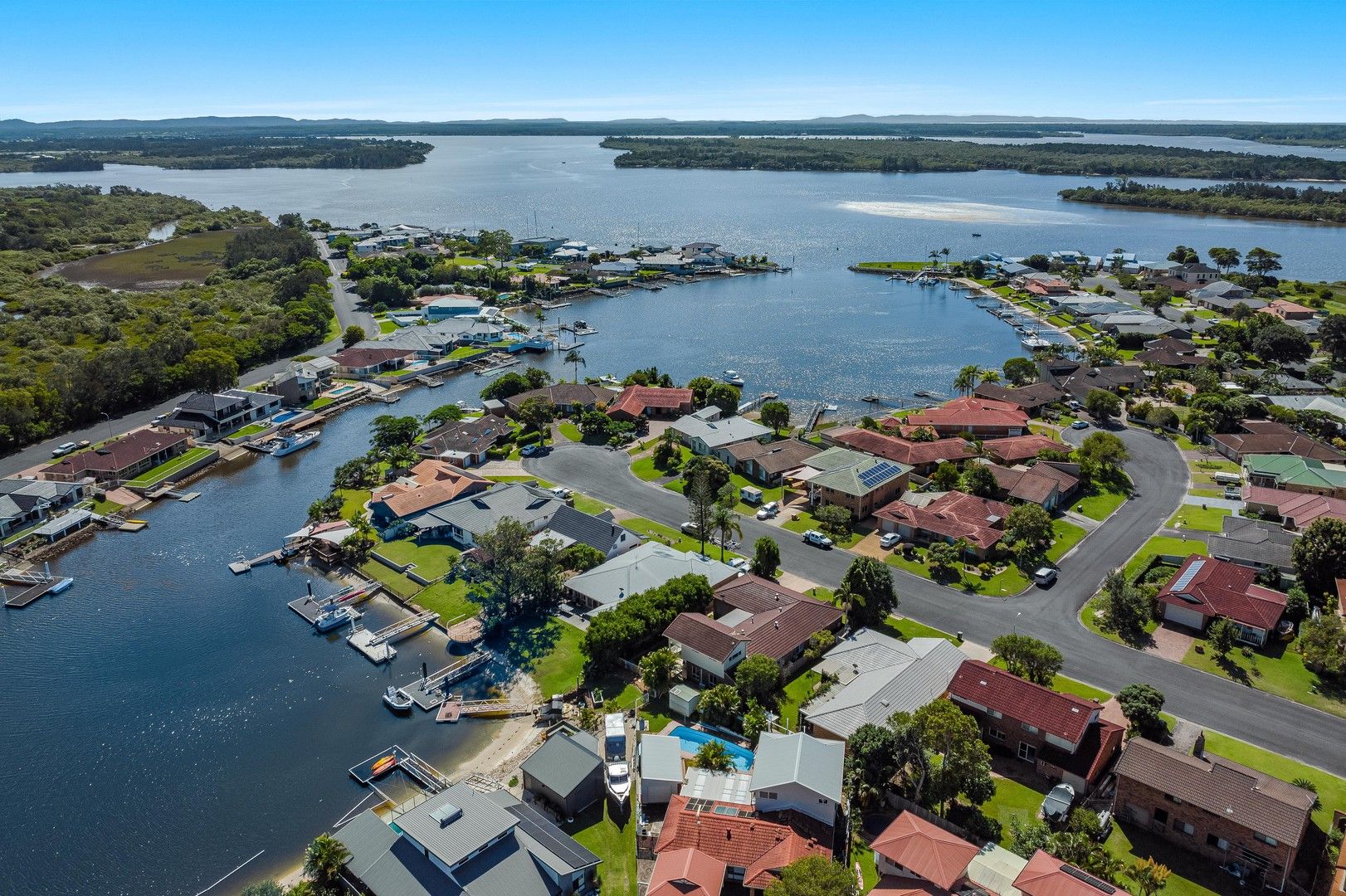 19 Mariners Way, Yamba NSW 2464, Image 0