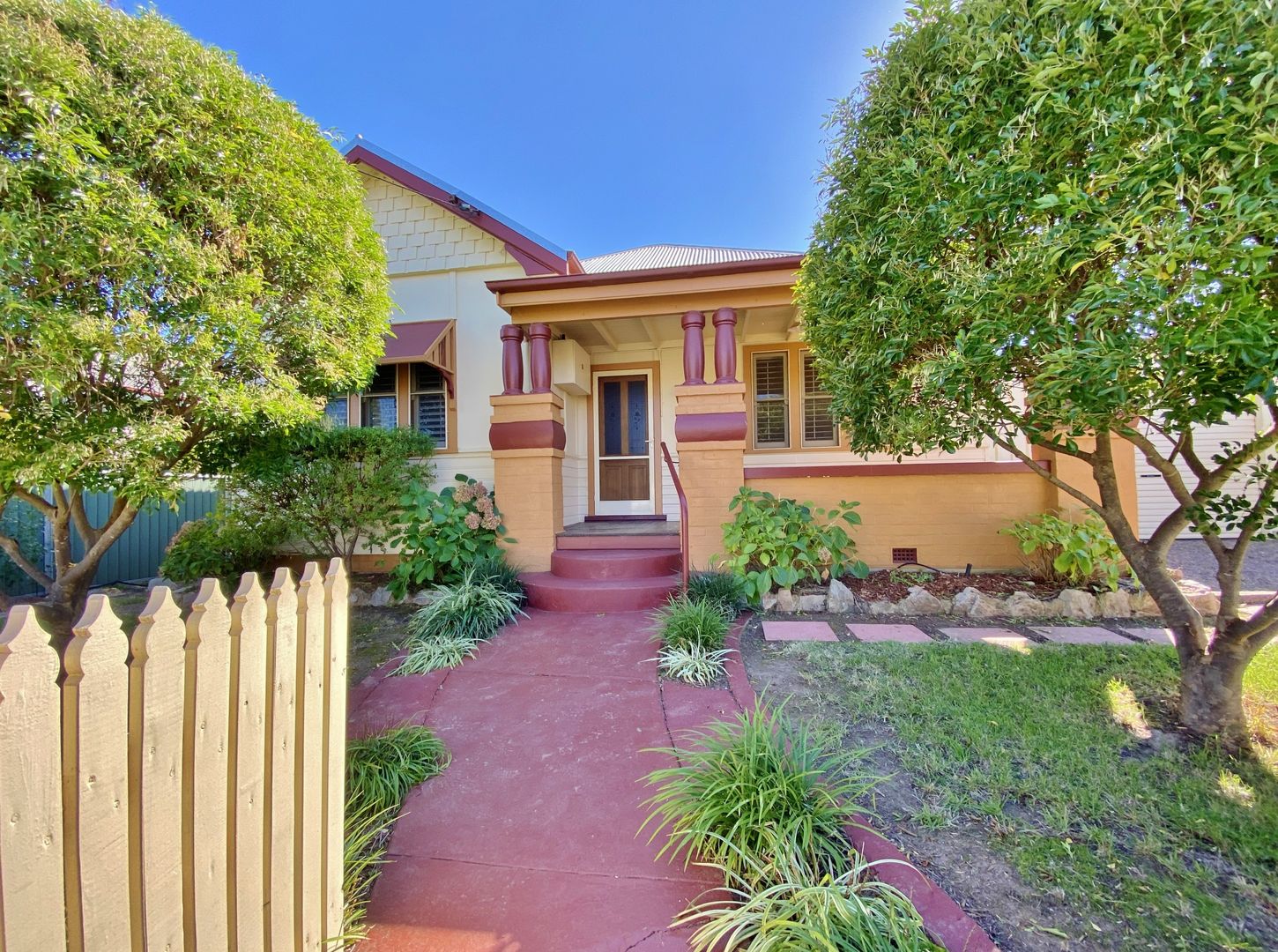 173 Nasmyth Street, Young NSW 2594