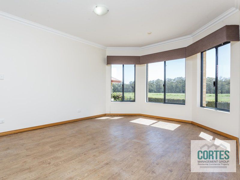 4 bedrooms House in 7 Saddlers Retreat KELMSCOTT WA, 6111