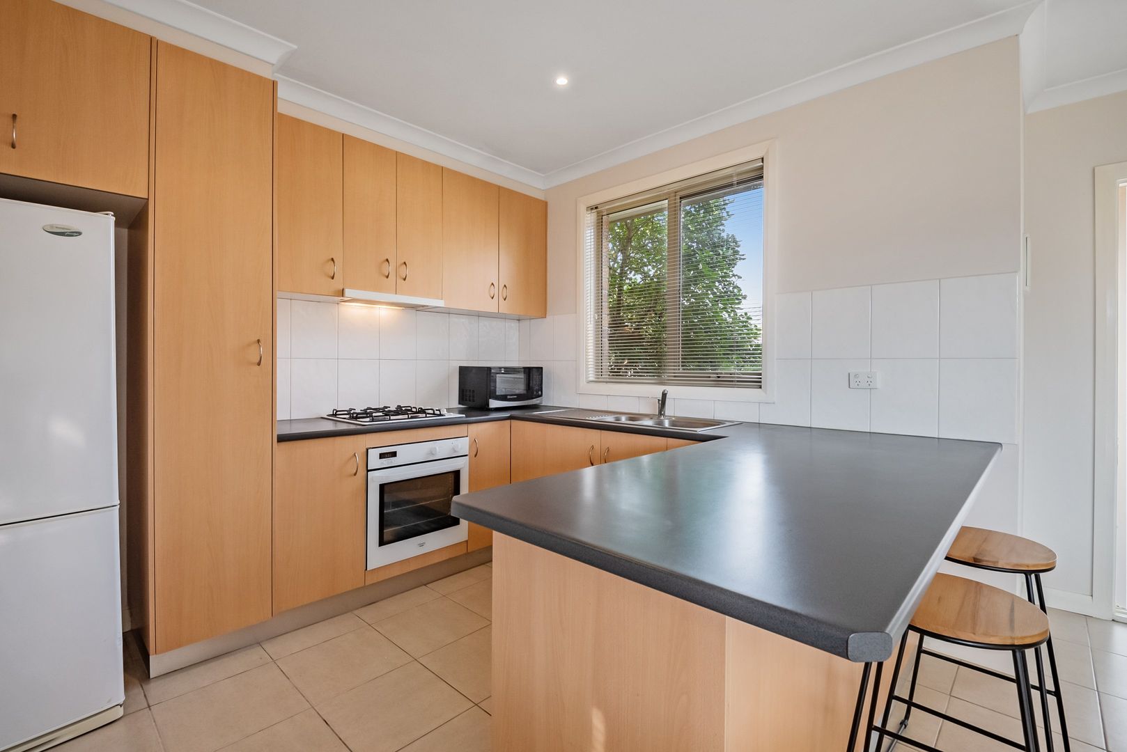 3/32 St Vigeons Road, Reservoir VIC 3073, Image 2