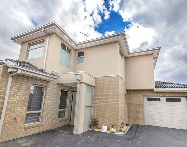 2/1417 Pascoe Vale Road, Meadow Heights VIC 3048