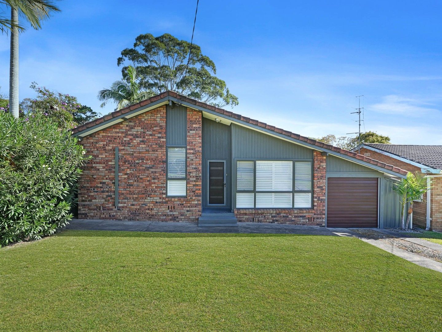 16 Hunter Street, Barrack Heights NSW 2528, Image 0