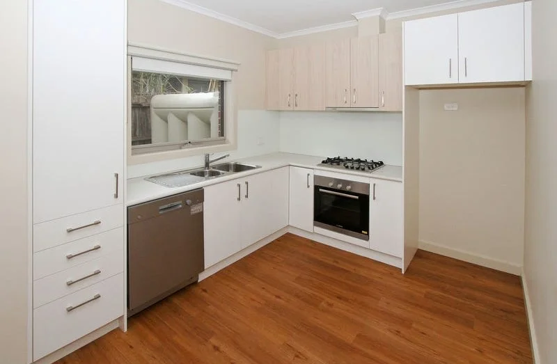 Additional image 2 of 1/24 Highland Street, Kingsbury VIC 3083