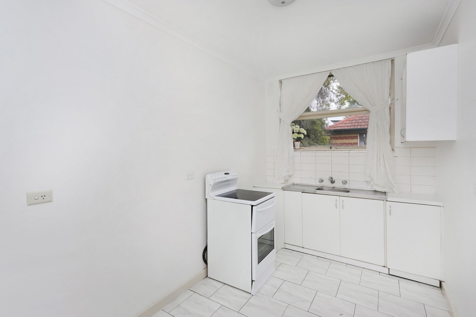 6/3 Gordon Street, Footscray VIC 3011, Image 2