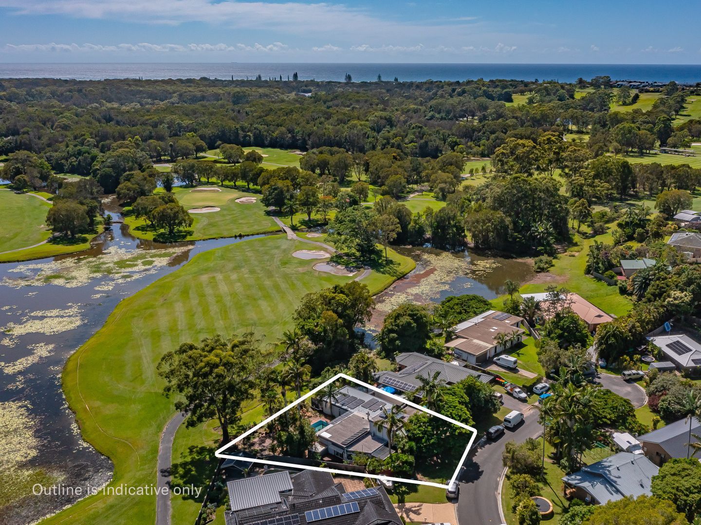 4 Coonawarra Court, Ocean Shores NSW 2483, Image 1