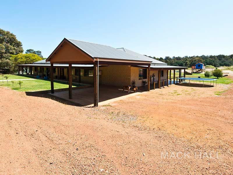 43 Narbethong Road, Bedfordale WA 6112, Image 0