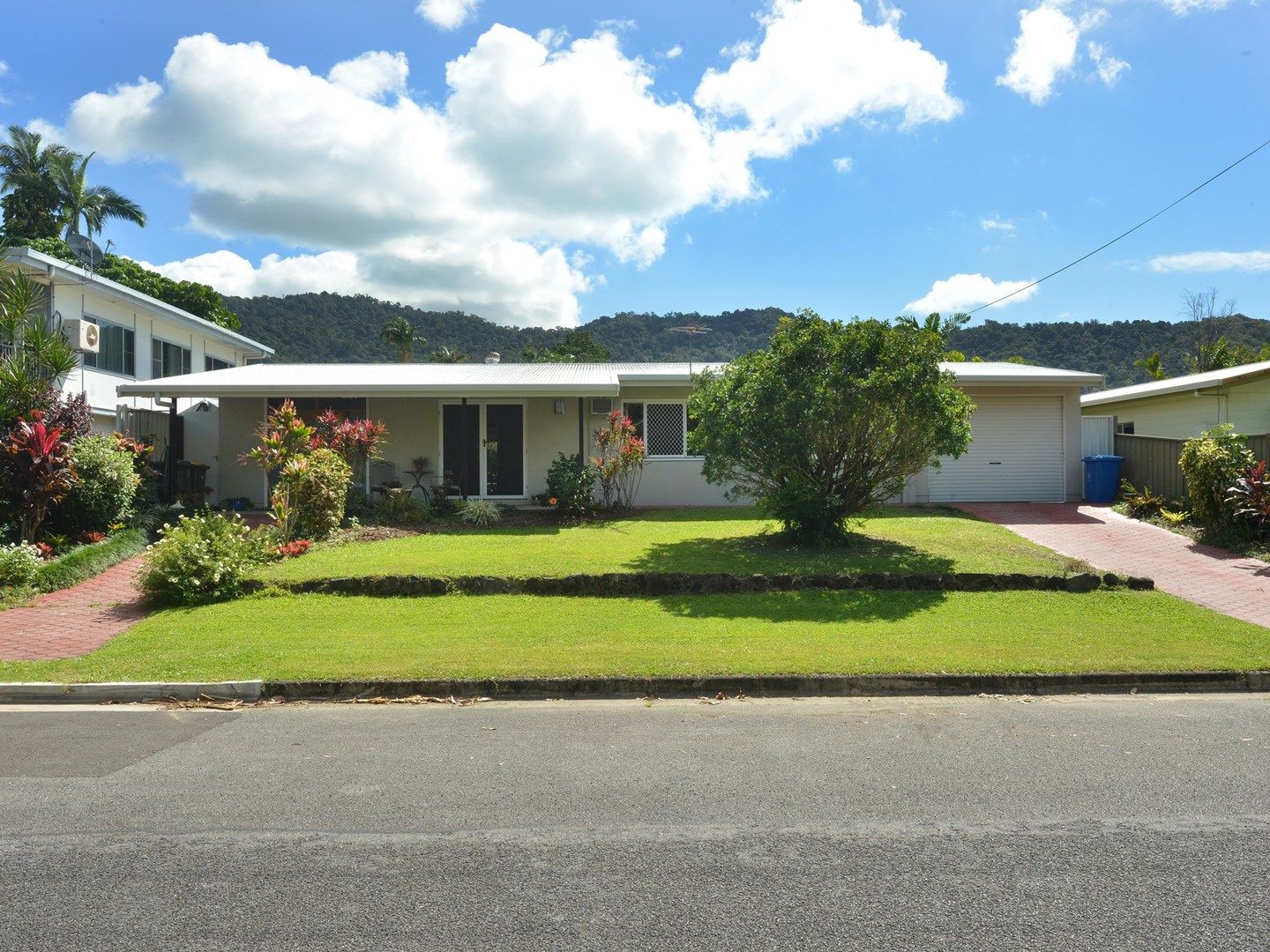 24 Purbeck Place, Edge Hill QLD 4870, Image 0