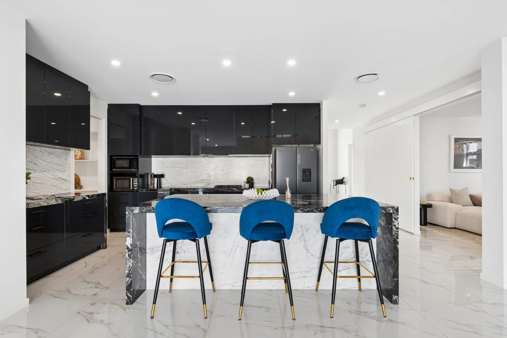 Additional image 10 of 8 Regents Court, Sovereign Islands QLD 4216