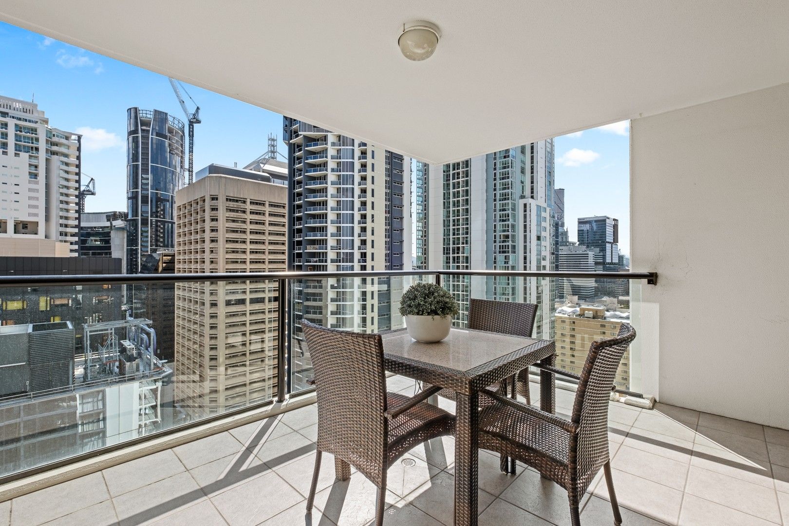 2 bedrooms Apartment / Unit / Flat in 2706/79 Albert Street BRISBANE CITY QLD, 4000