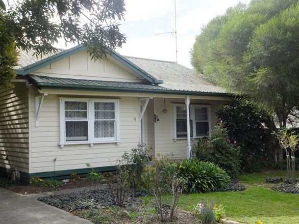 4 Waterloo Road, Trafalgar VIC 3824