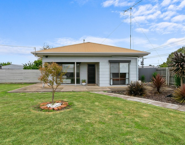 72 Mcadam Street, Maffra VIC 3860