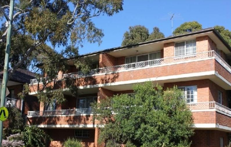 2 bedrooms Apartment / Unit / Flat in 5/33-35 Hudson Street HURSTVILLE NSW, 2220