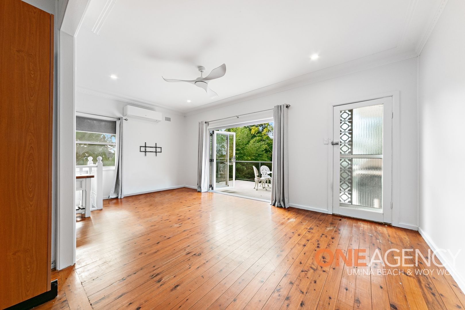 109 Brisbane Water Drive, Point Clare NSW 2250 - House For Rent | Domain