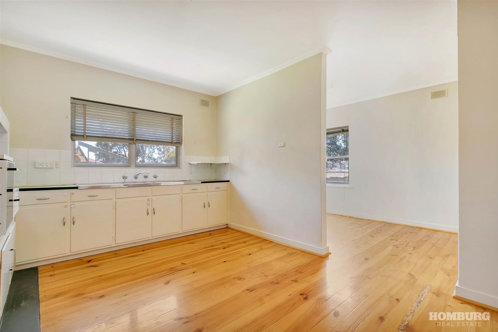 4B The Crescent, Nuriootpa SA 5355, Image 2