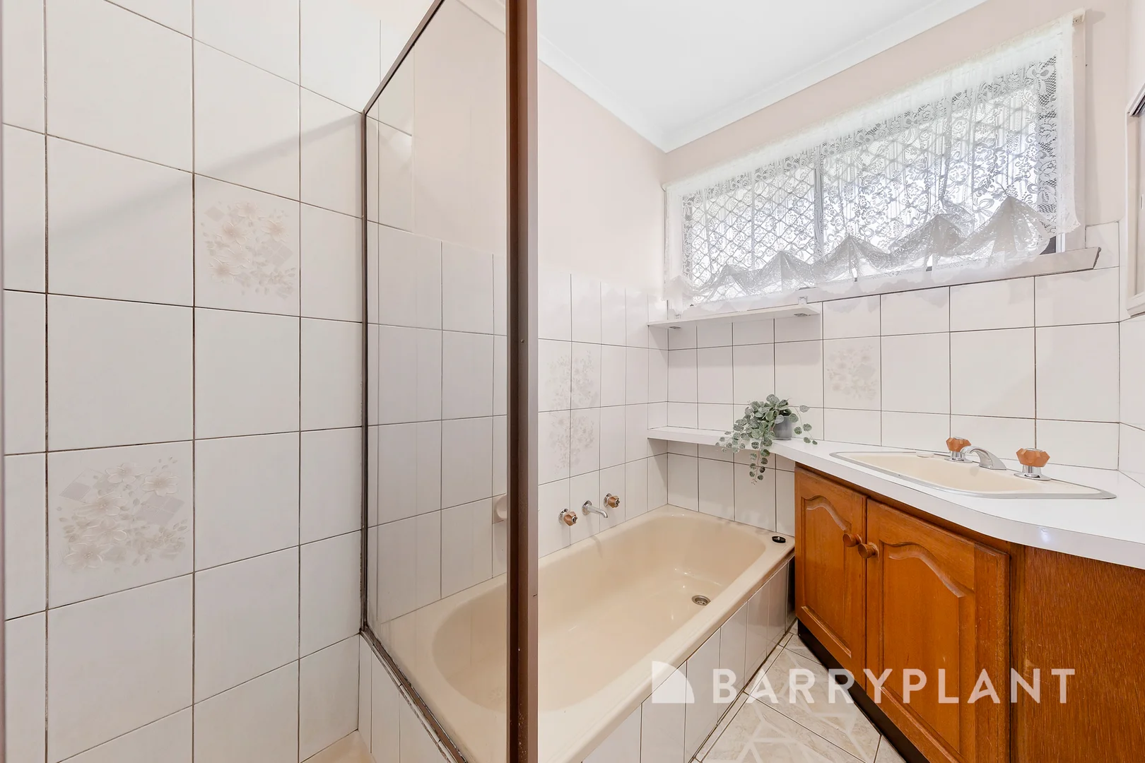 Additional image 14 of 82 Leonard Avenue, St Albans VIC 3021