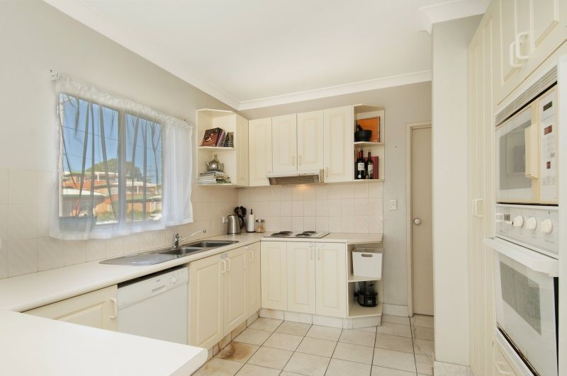 19/9-13 Kurrawa Avenue, POINT CLARE NSW 2250, Image 2