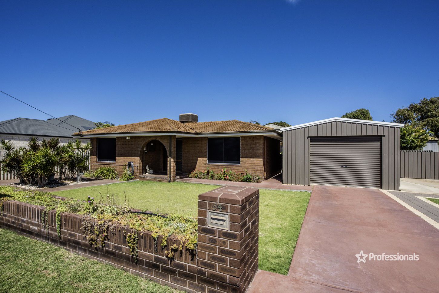 3 bedrooms House in 54 Blencowe Road RANGEWAY WA, 6530