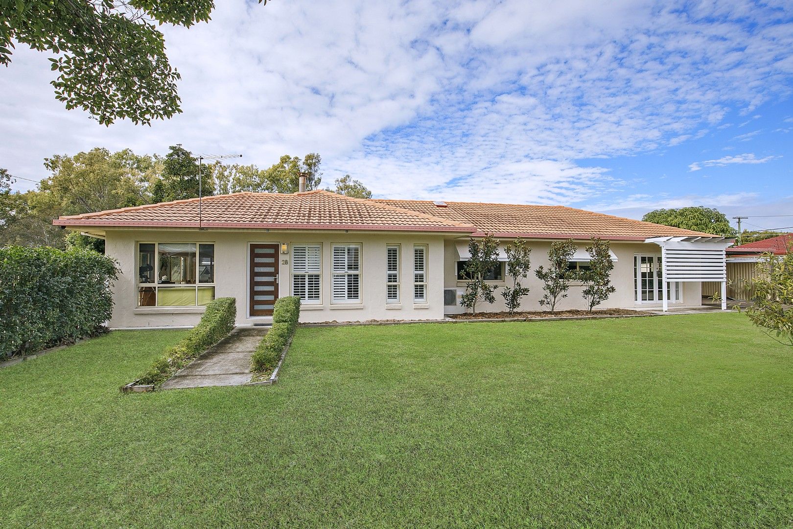 4 bedrooms House in 28 Daniel Court SCARBOROUGH QLD, 4020