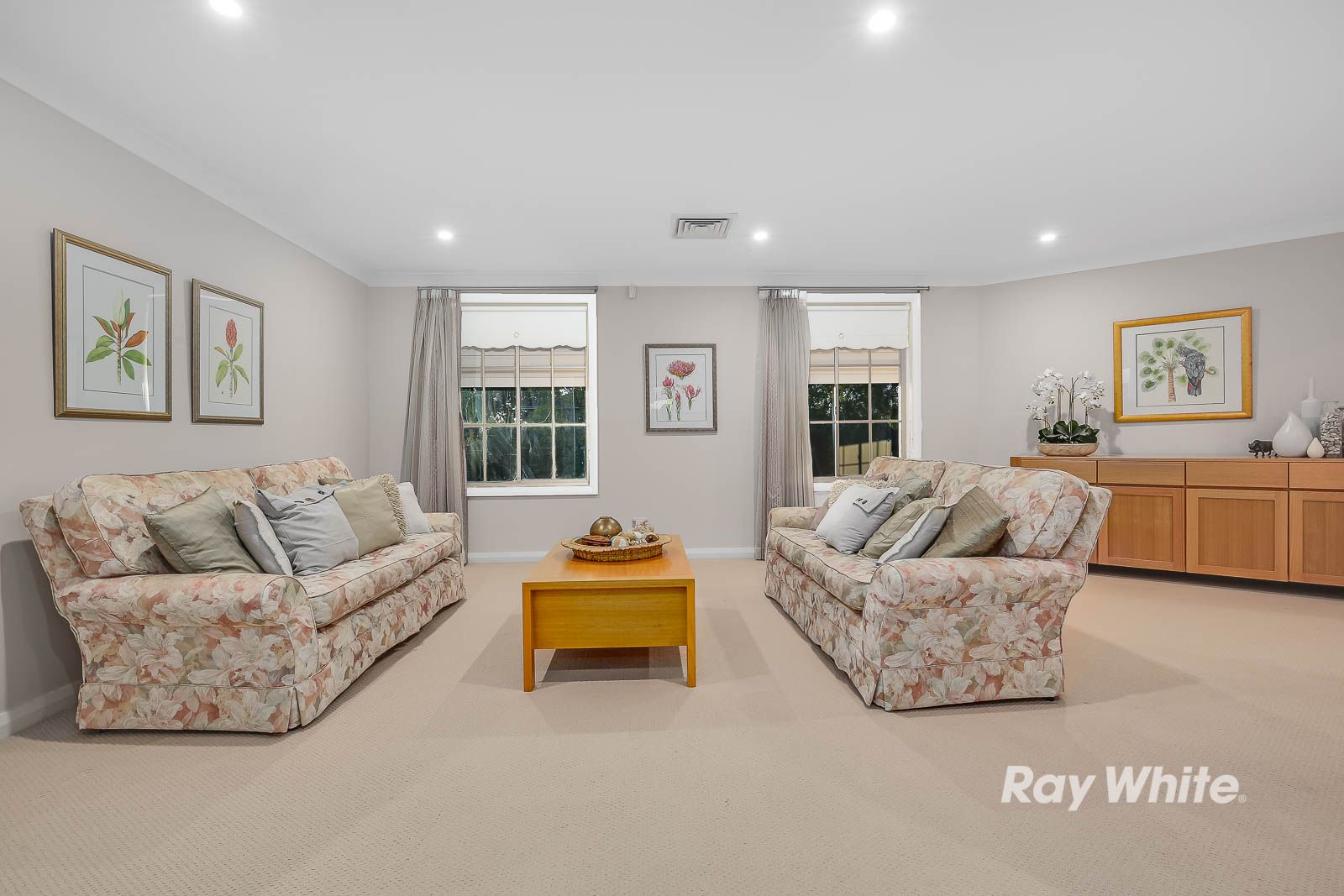 16 Chiltern Crescent, Castle Hill NSW 2154, Image 1