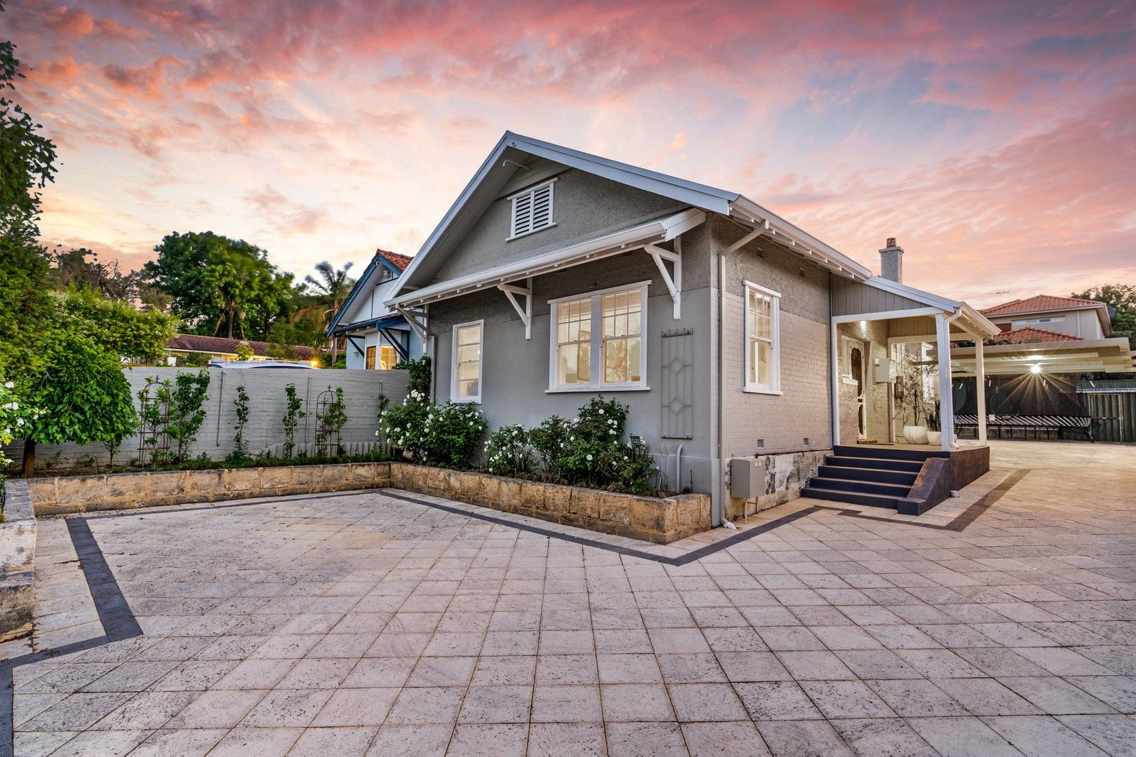 2 bedrooms House in 9 Second Avenue MOUNT LAWLEY WA, 6050