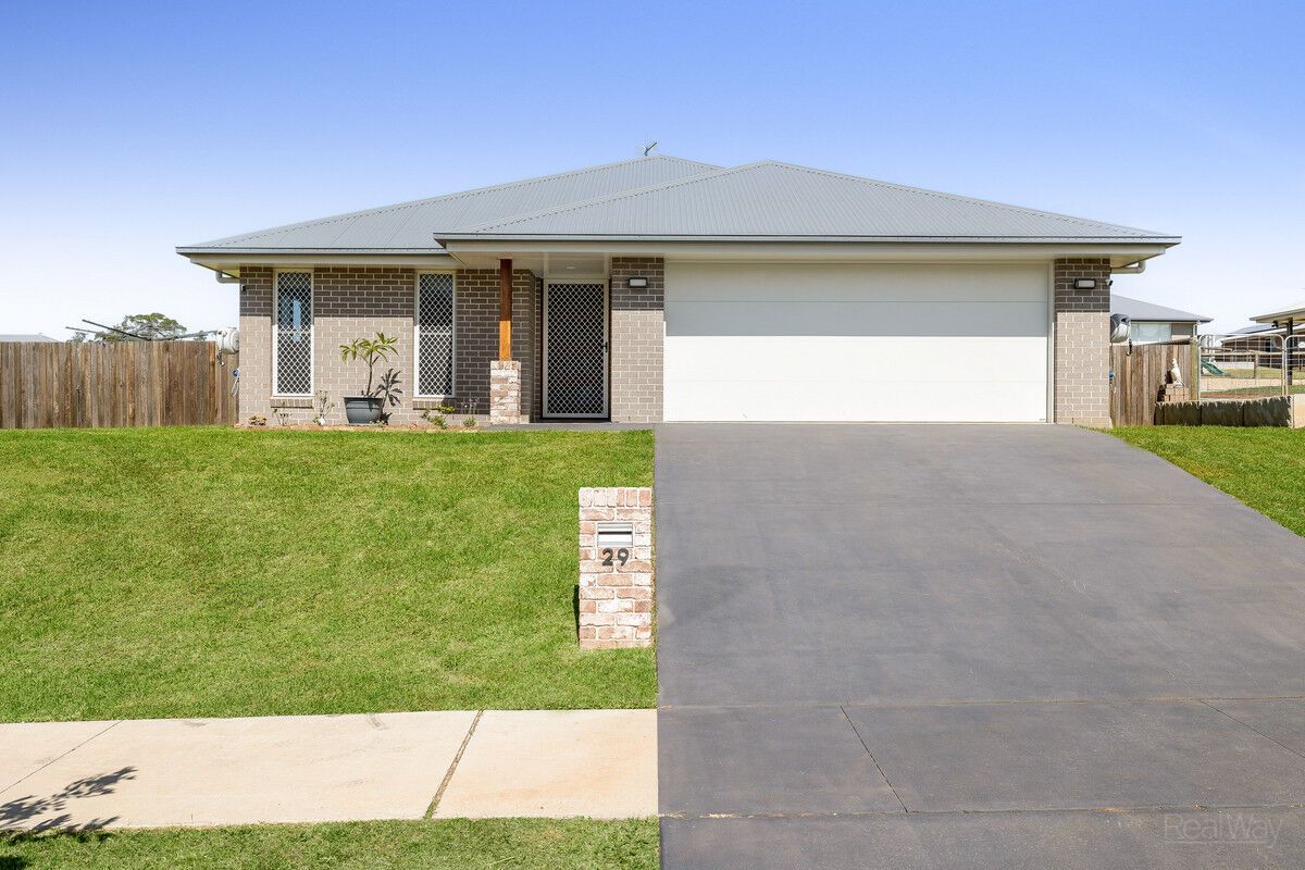 29 Lapwing Crescent, Meringandan West QLD 4352, Image 2