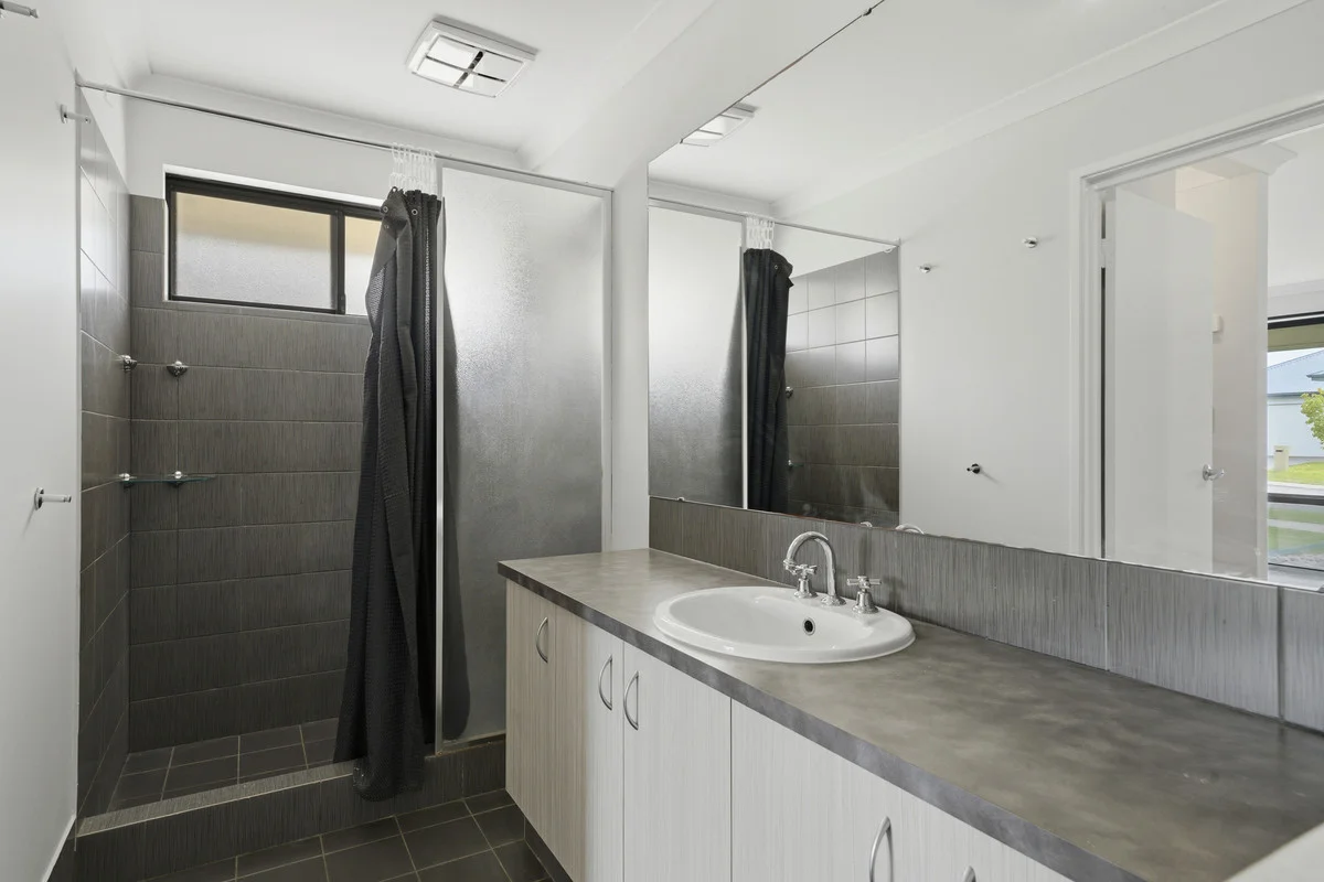 Additional image 14 of 18 Genus Road, Banksia Grove WA 6031