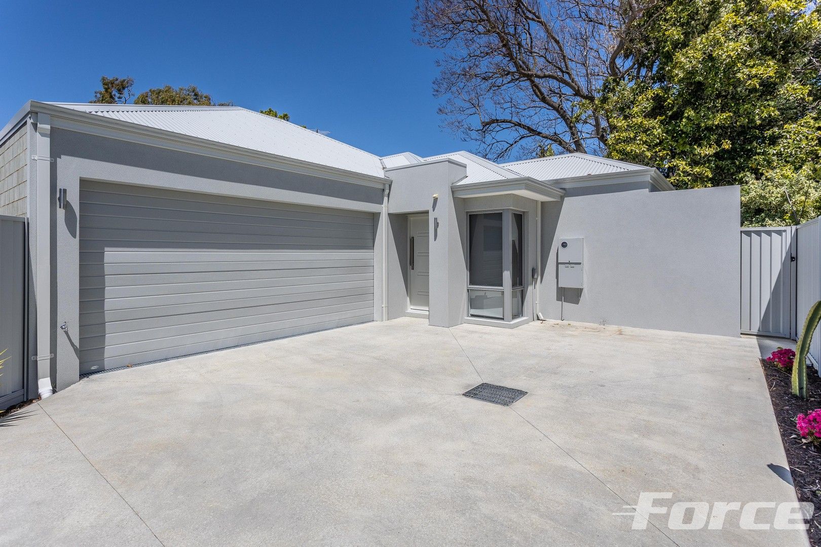 3 bedrooms House in 513B Karrinyup Road INNALOO WA, 6018