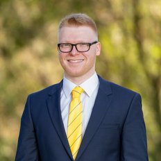 Ray White Nowra - Simon Barnes