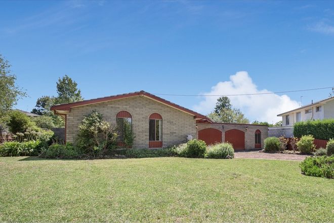 Picture of 27 Dorothy Avenue, ARMIDALE NSW 2350