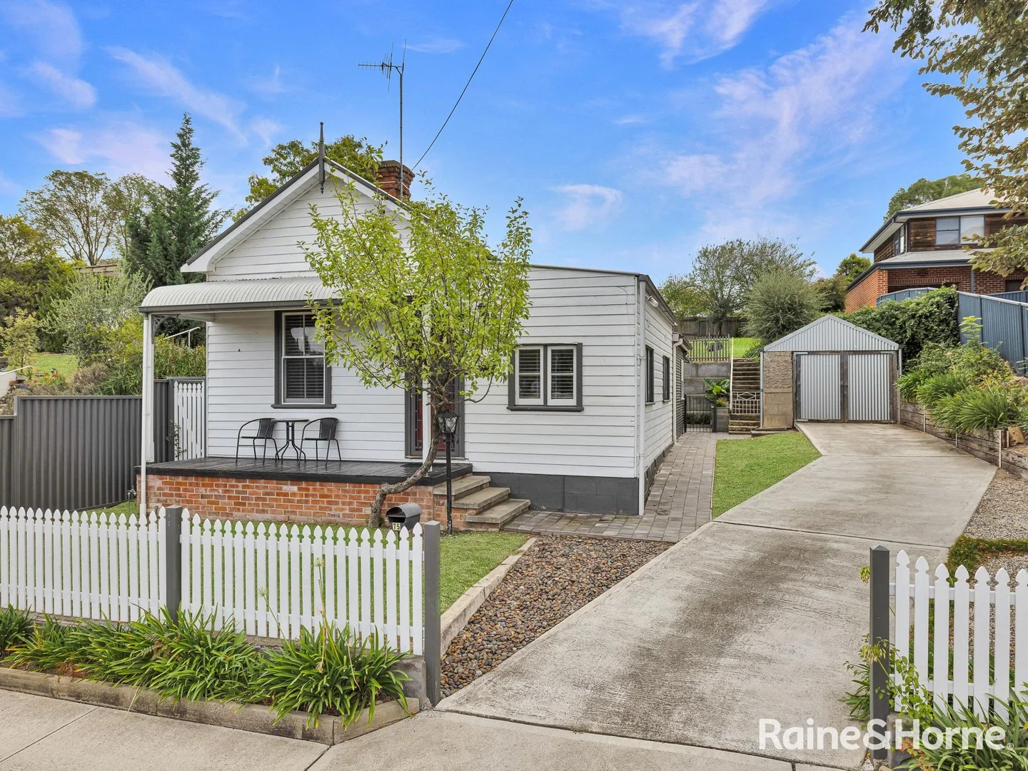 75 Bant Street, South Bathurst NSW 2795