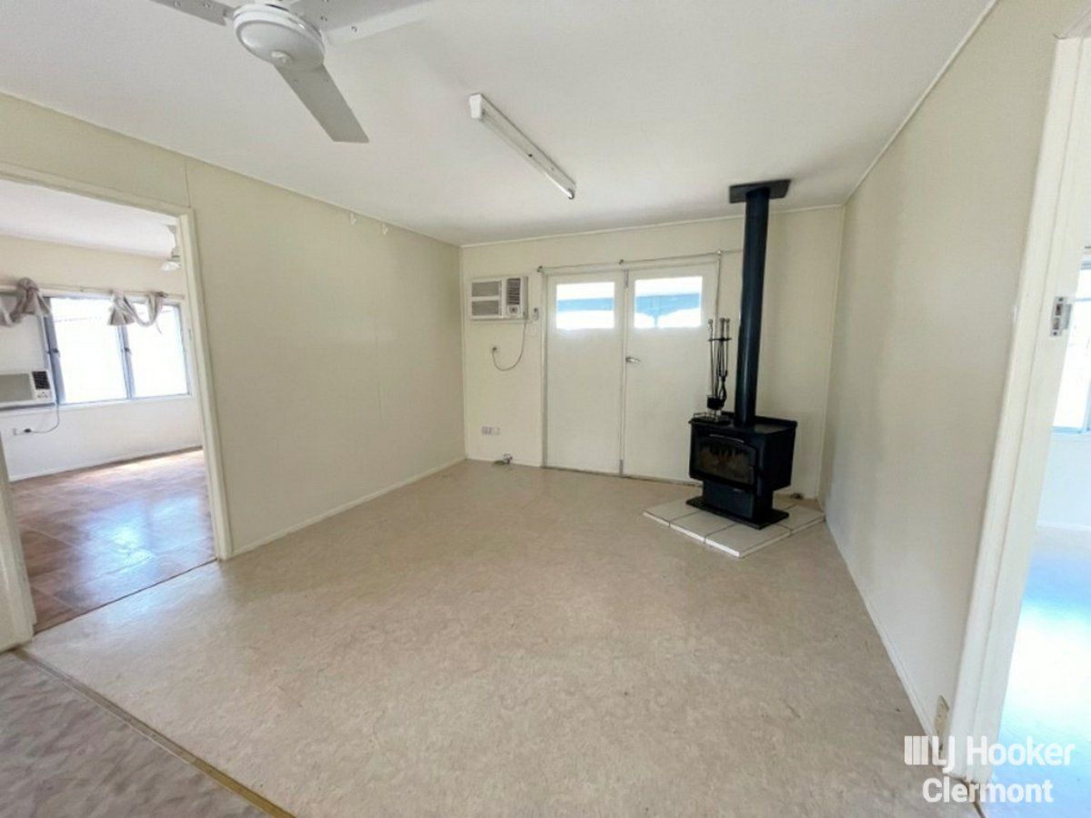2 Francis Street, Clermont QLD 4721, Image 2
