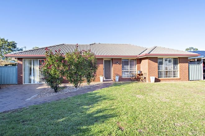 Picture of 44 Meadowbank Drive, DUBBO NSW 2830