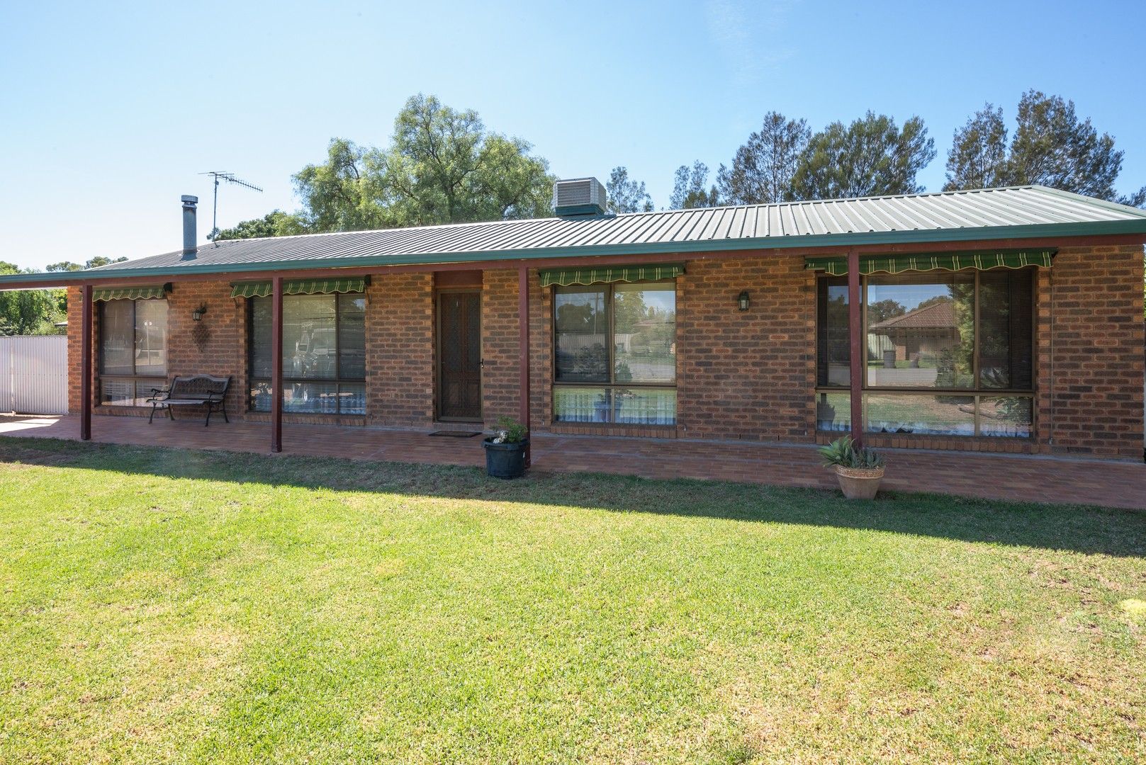 12 Chant Street, Darlington Point NSW 2706, Image 0