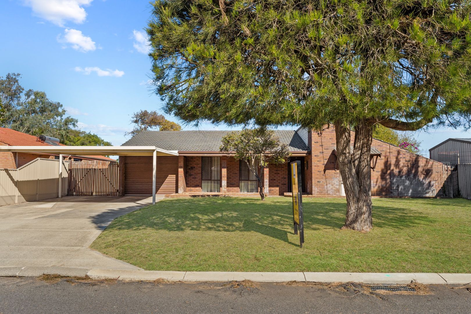 4 Kingallon Crt, Rockingham WA 6168, Image 1