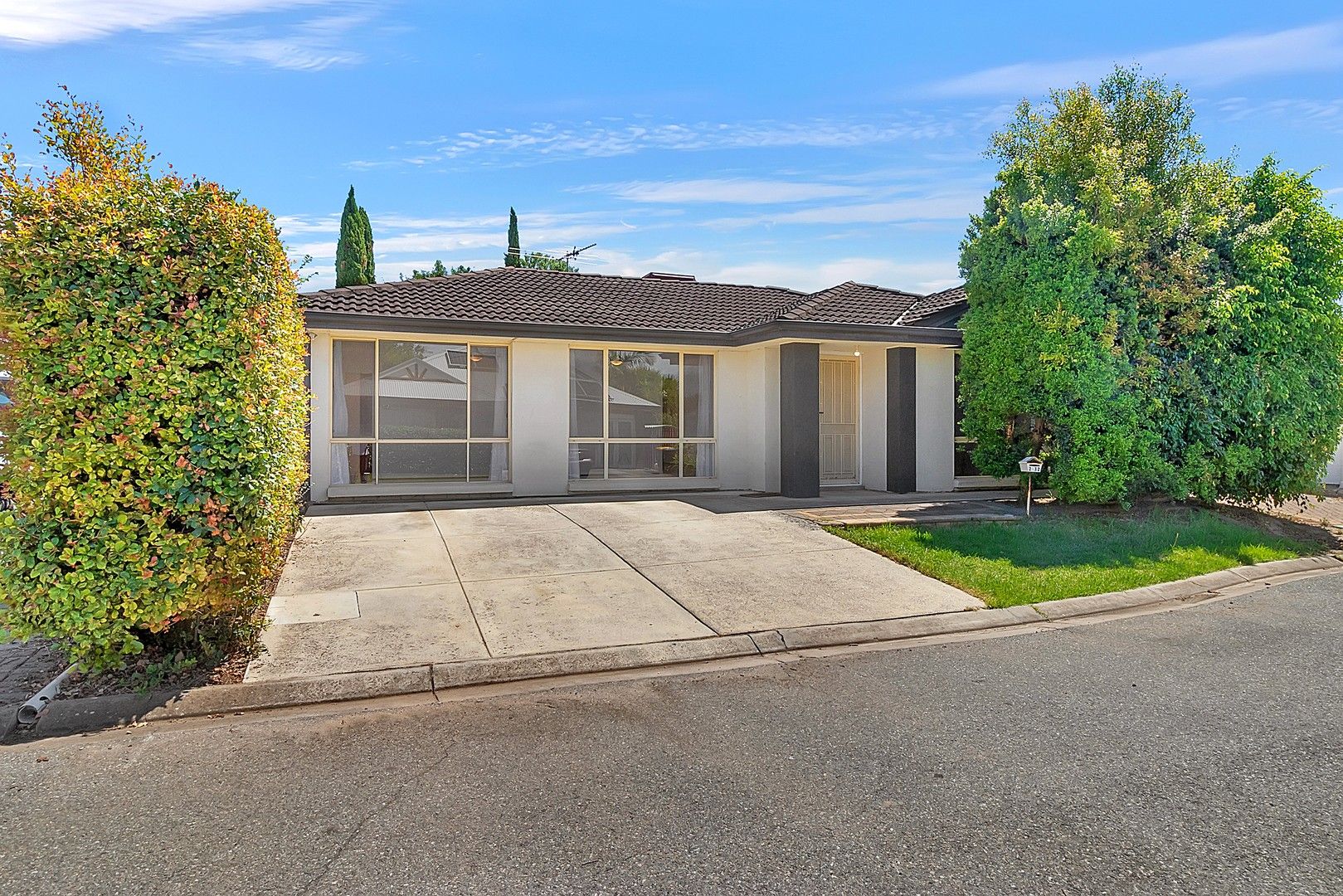 5 bedrooms House in 2/32 wellington street KLEMZIG SA, 5087