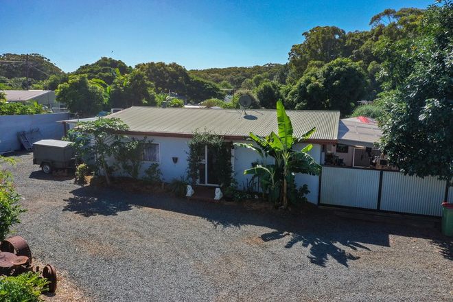 Picture of 55 Kings Road, RUSSELL ISLAND QLD 4184