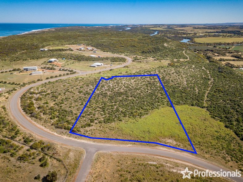 50 African Reef Boulevard, Greenough WA 6532, Image 2