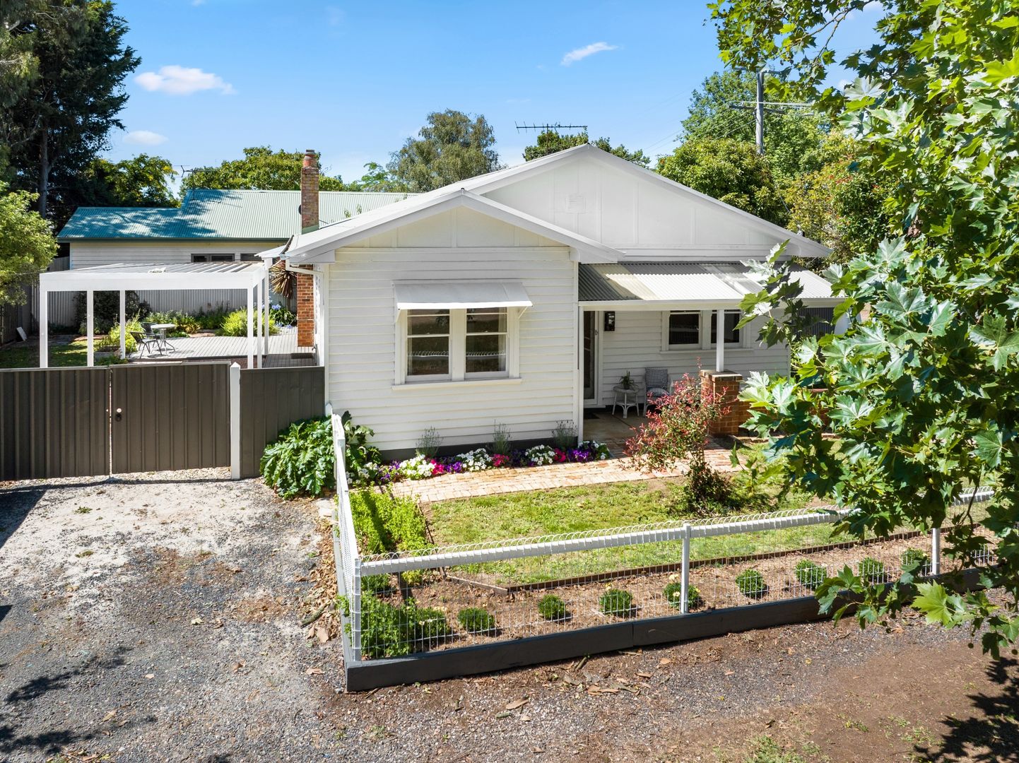 26 Dunsford Street, Lancefield VIC 3435 Domain