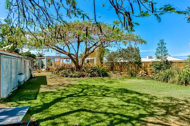 Picture of 15 Highclere Street, CLAYFIELD QLD 4011