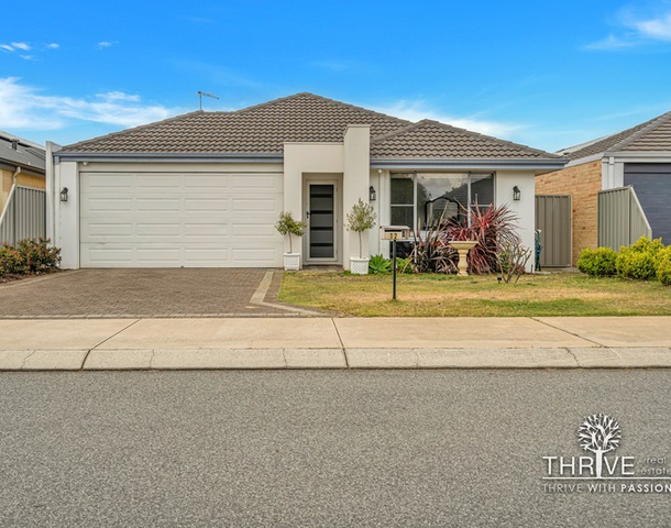 12 Bindarri Grove, Wandi WA 6167