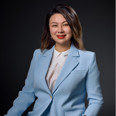 Peggy Liu, Sales representative