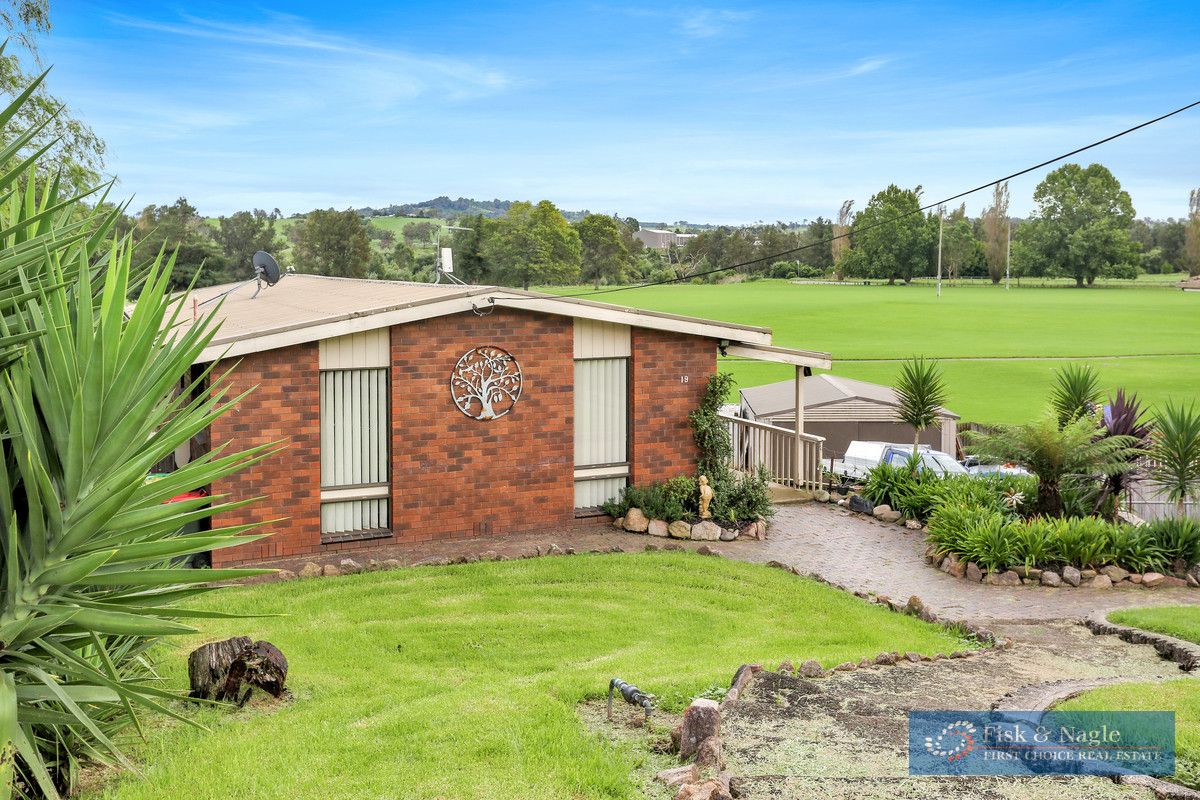 19 Kooringal Place, Bega NSW 2550, Image 0